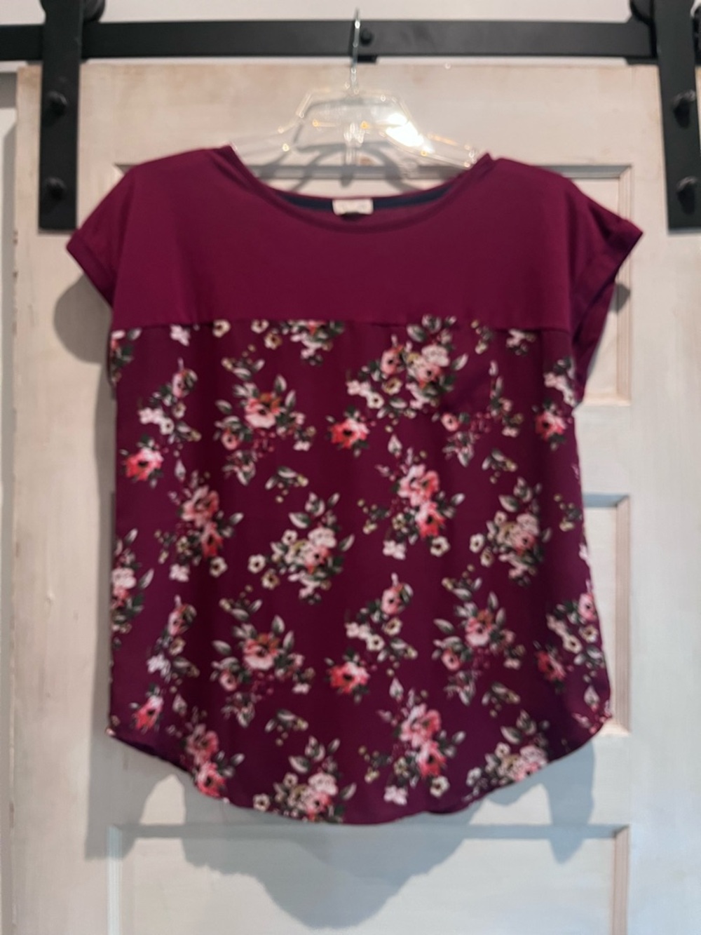 Women's Floral Yoke Short Sleeve Blouse - Plum